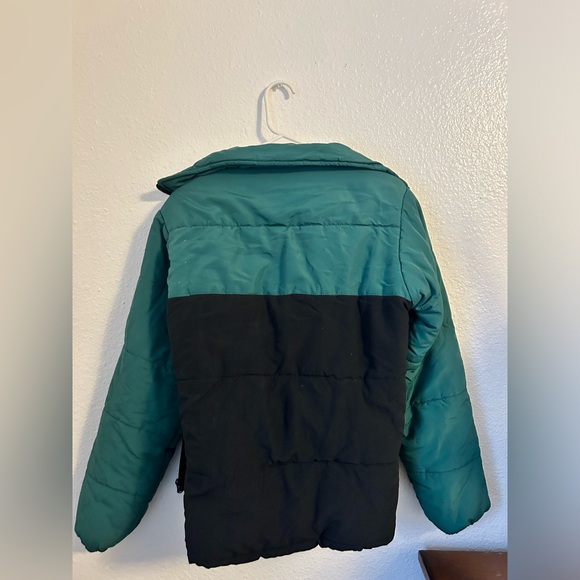 Comfy Puffy Jacket - Picture 3 of 4